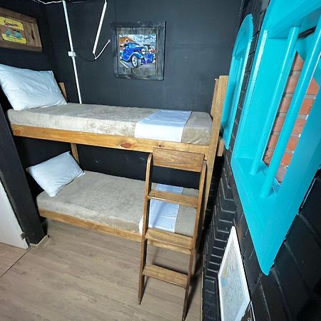 Casa Do Rogerio Hostel 카시아스두술 외부 사진