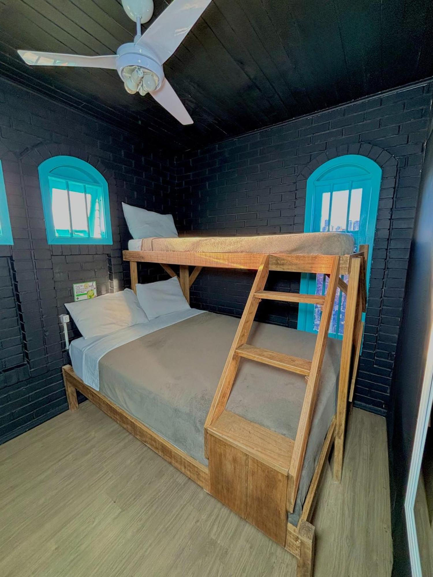 Casa Do Rogerio Hostel 카시아스두술 외부 사진