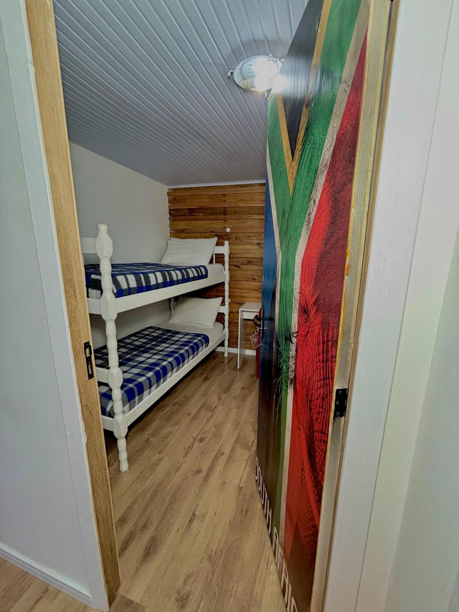 Casa Do Rogerio Hostel 카시아스두술 외부 사진