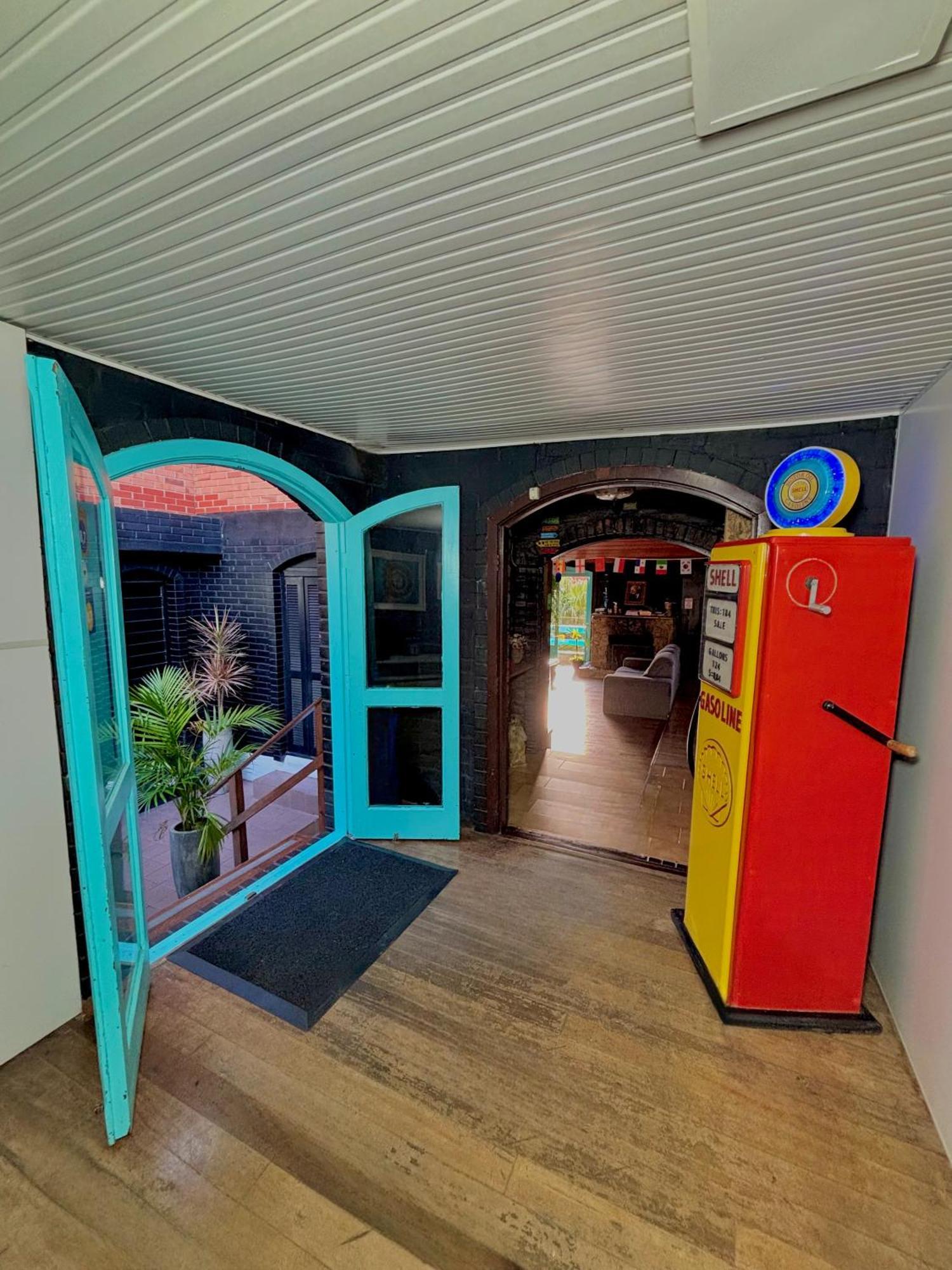 Casa Do Rogerio Hostel 카시아스두술 외부 사진