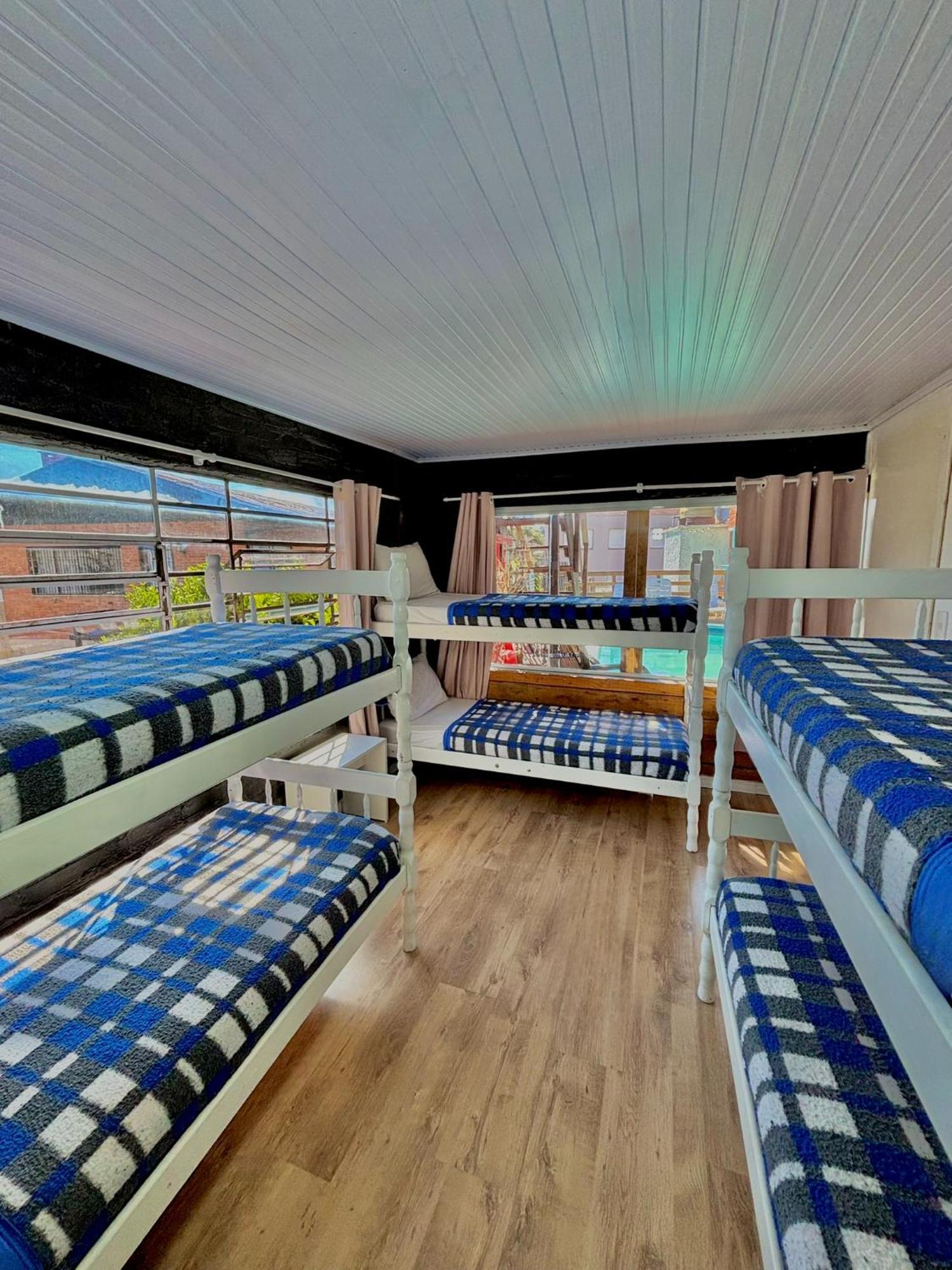 Casa Do Rogerio Hostel 카시아스두술 외부 사진