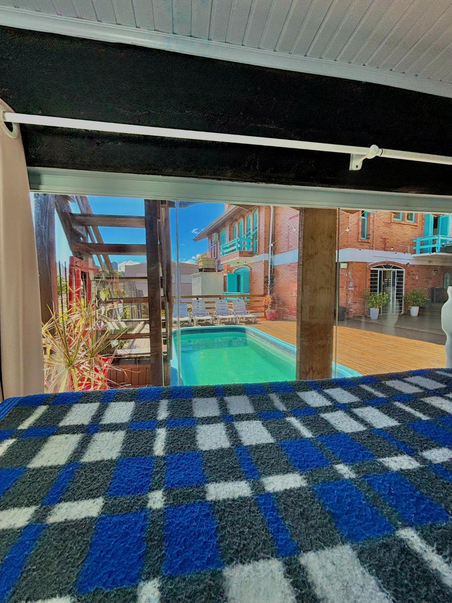 Casa Do Rogerio Hostel 카시아스두술 외부 사진