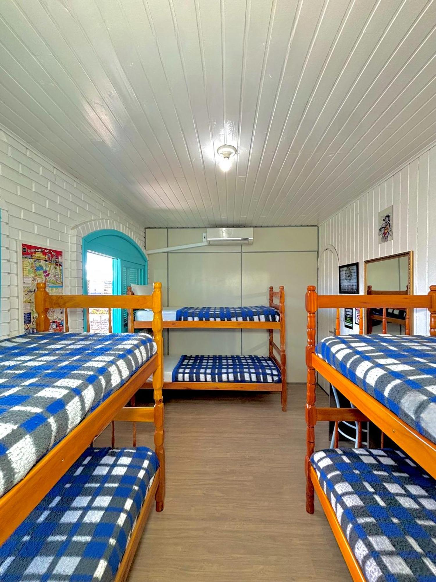 Casa Do Rogerio Hostel 카시아스두술 외부 사진