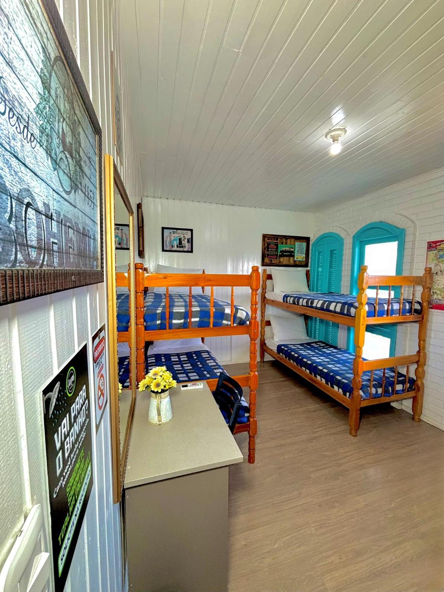 Casa Do Rogerio Hostel 카시아스두술 외부 사진